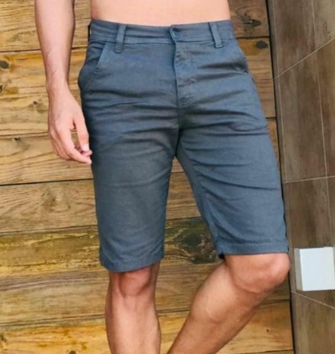 Bermudas Masculinas em Sarja