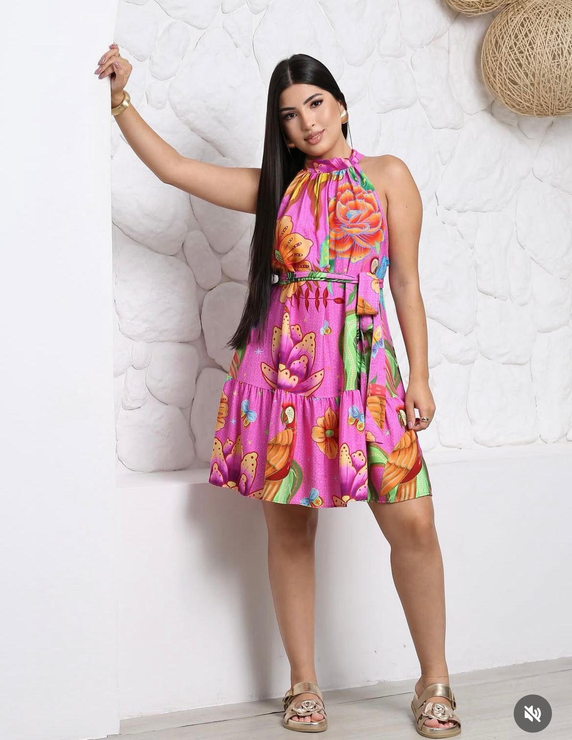 Vestidos Curtos Floral em Gola Alta