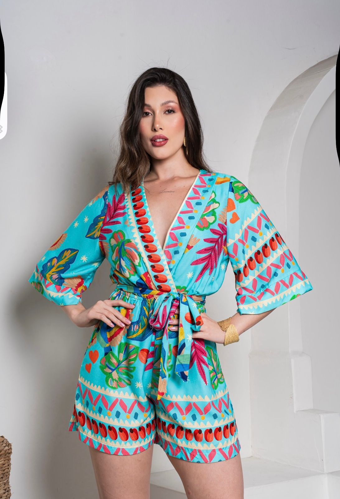 Macaquinho Feminino com Manga Inspiração Farm com Manga