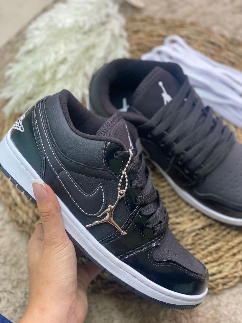 Tênis Jordan Low
