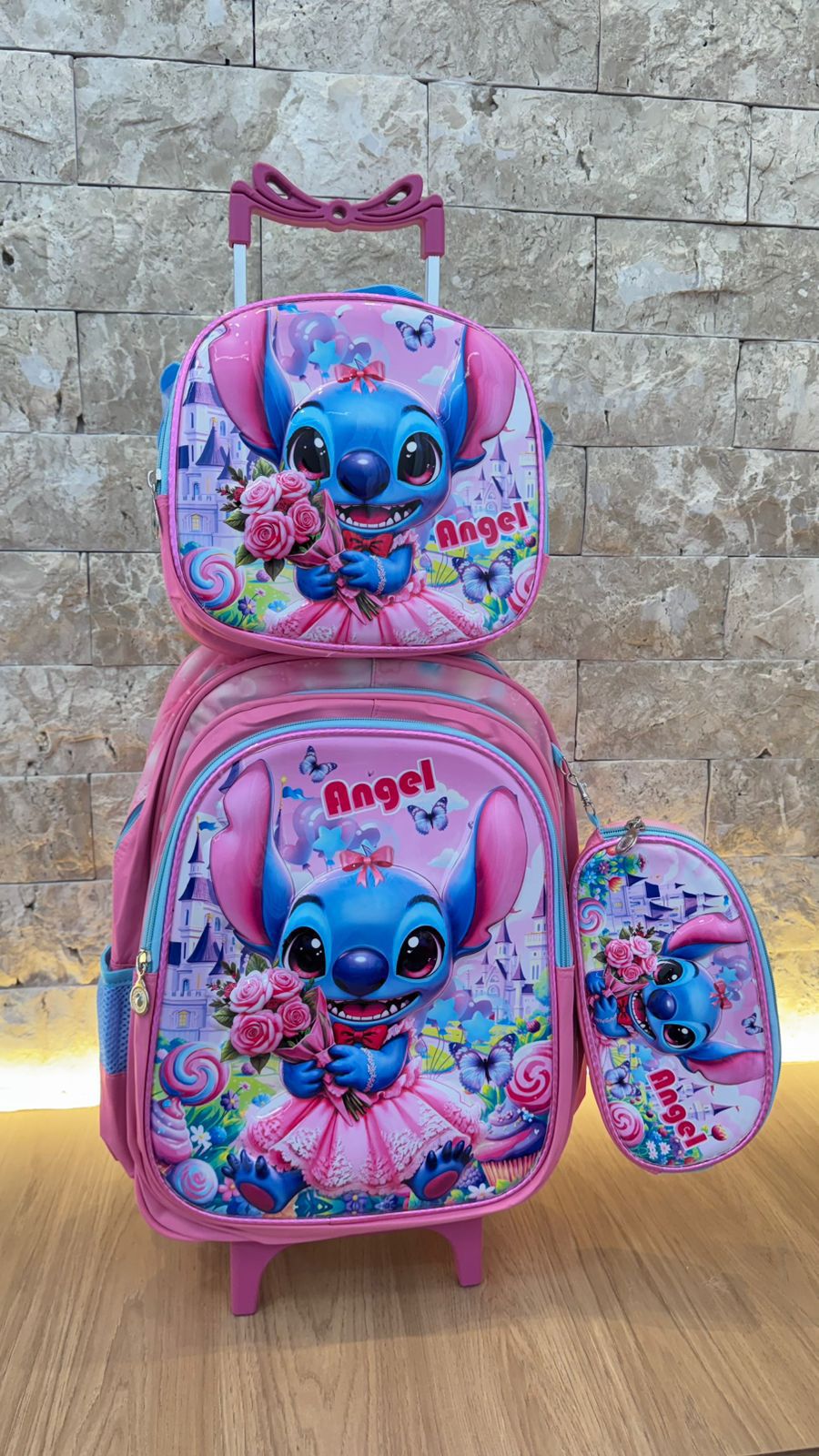 Kit Infantil Mochila com Carrinho + Lancheira + Estojo Personagens