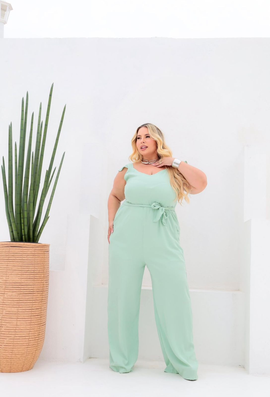 Macacão Longo Pantalona Plus Size