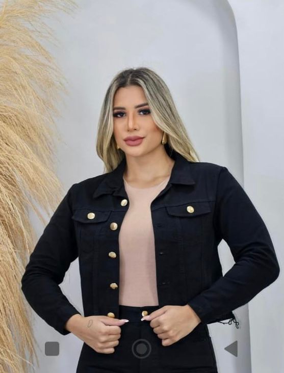 Jaqueta Feminina em Couro Sintético