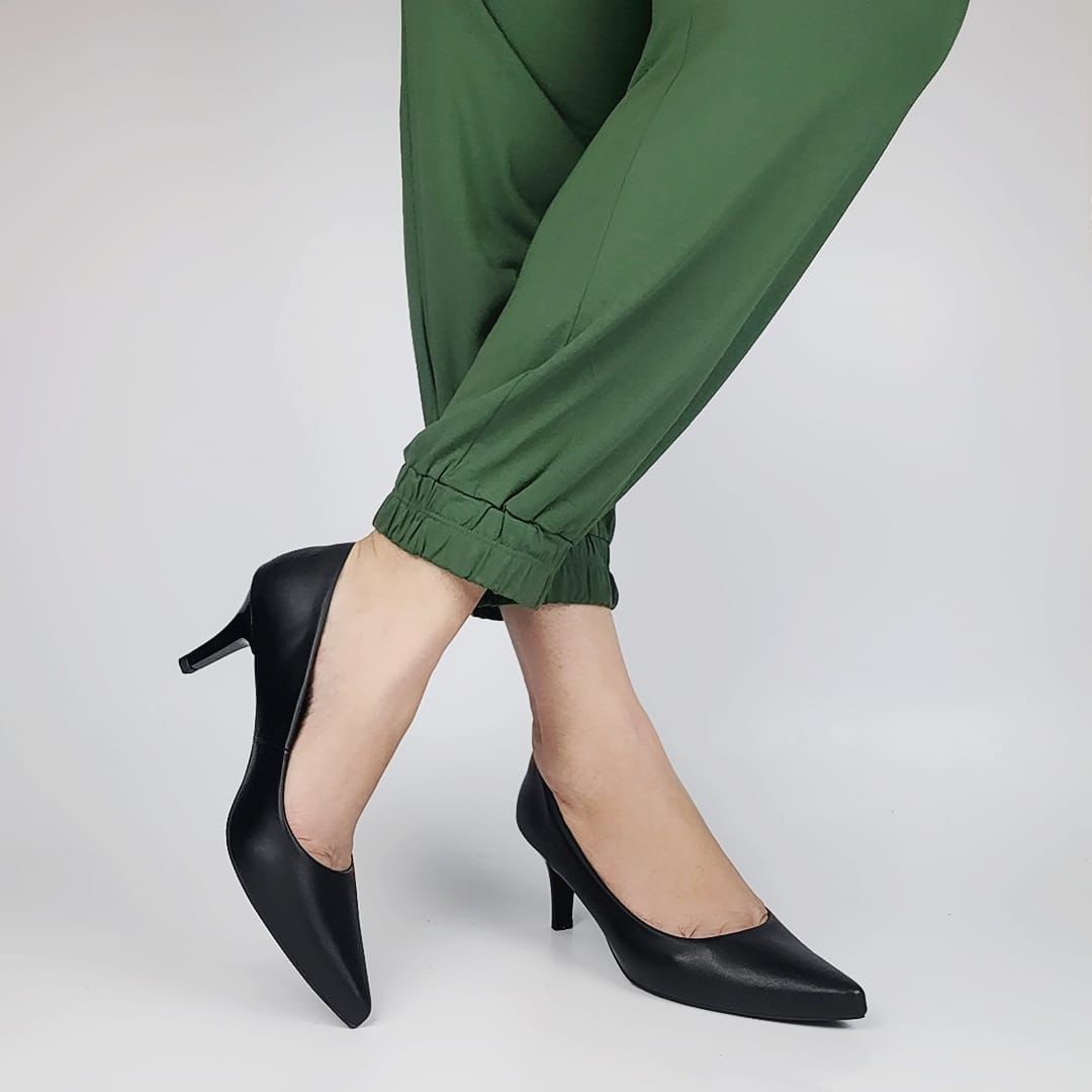 Scarpin Feminino Bico Fino Lisos Salto de 5 cm