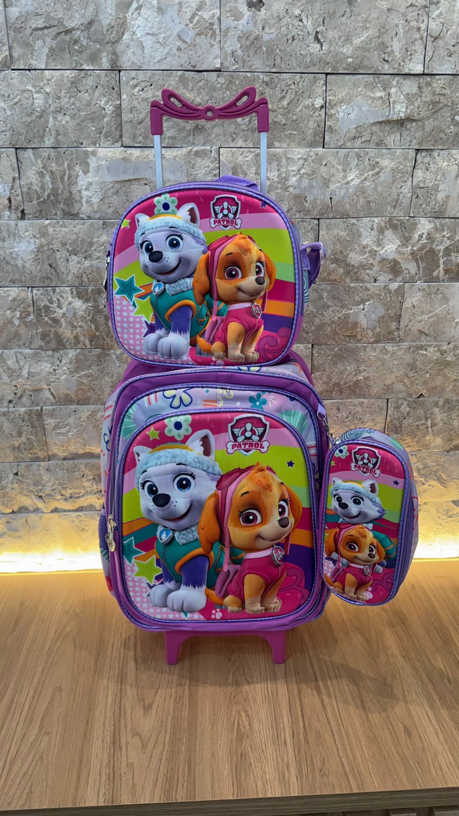 Kit Infantil Mochila com Carrinho + Lancheira + Estojo Personagens