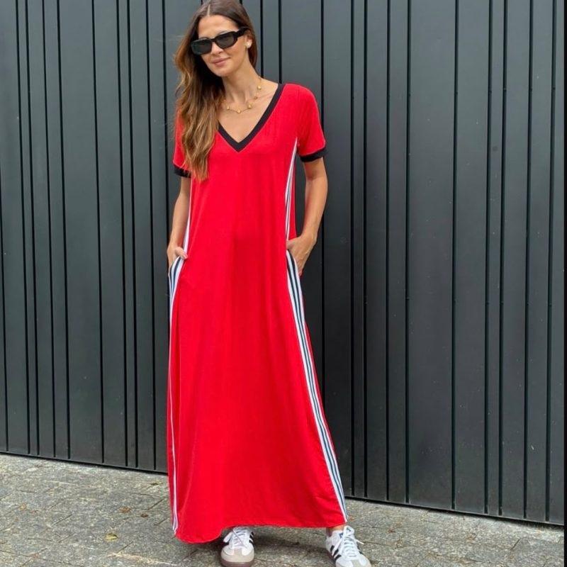 Vestido Longo com Manga com Listras Laterais