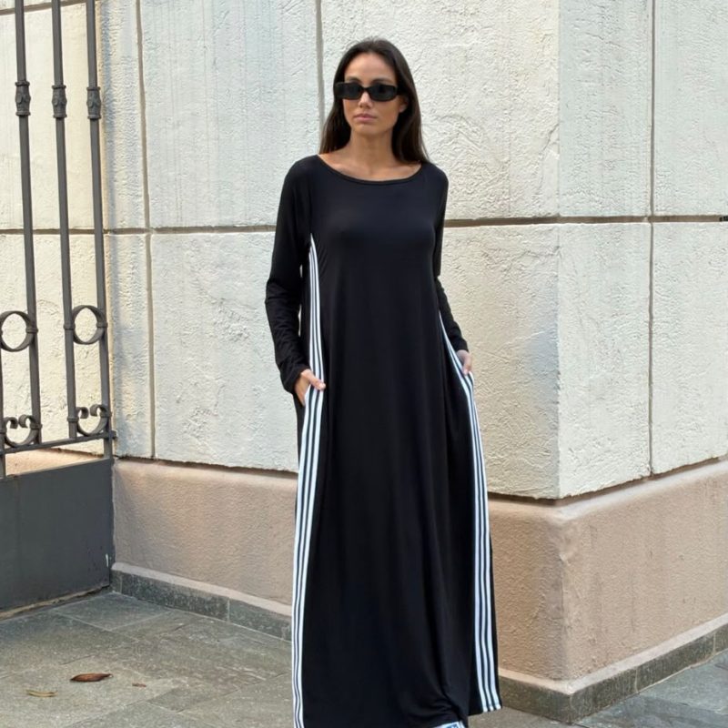 Vestido Longo Manga Longa com Listras Laterais