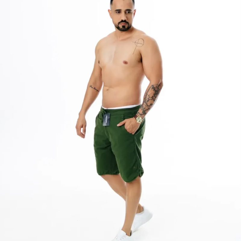 Bermudas Masculinas em Sarja