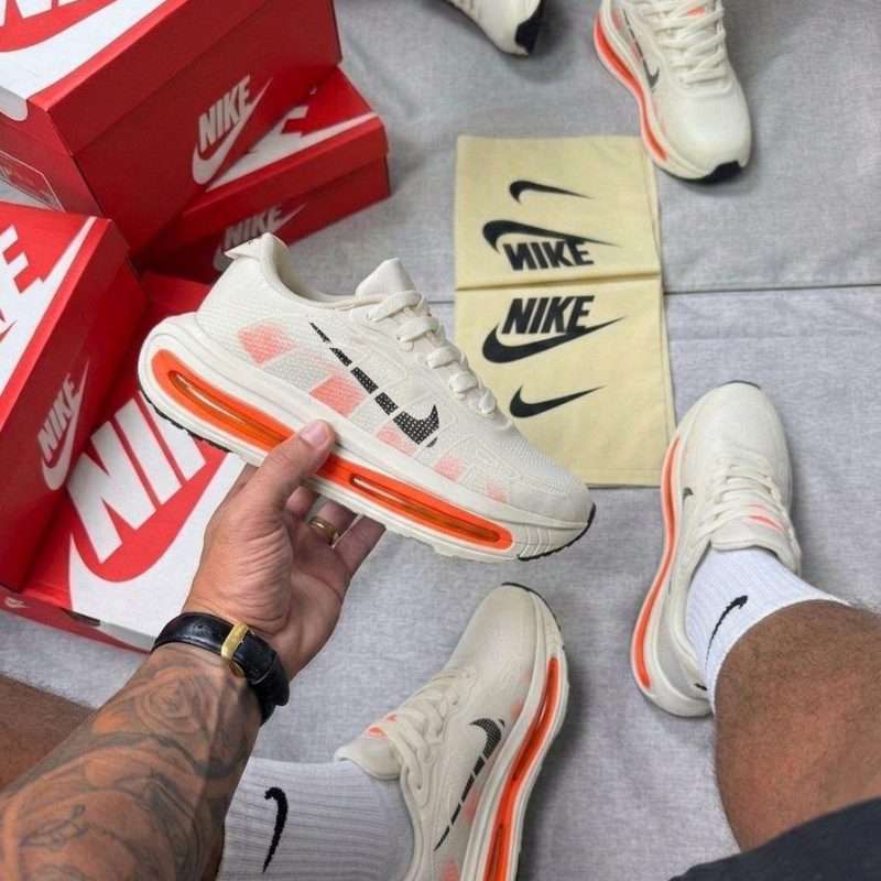 Tênis Nike Vomero