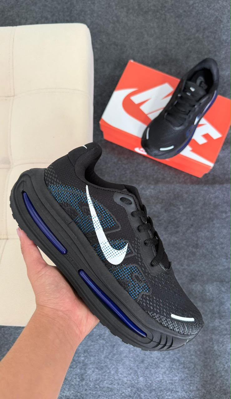 Tênis Nike Vomero Premium - Imagem 4