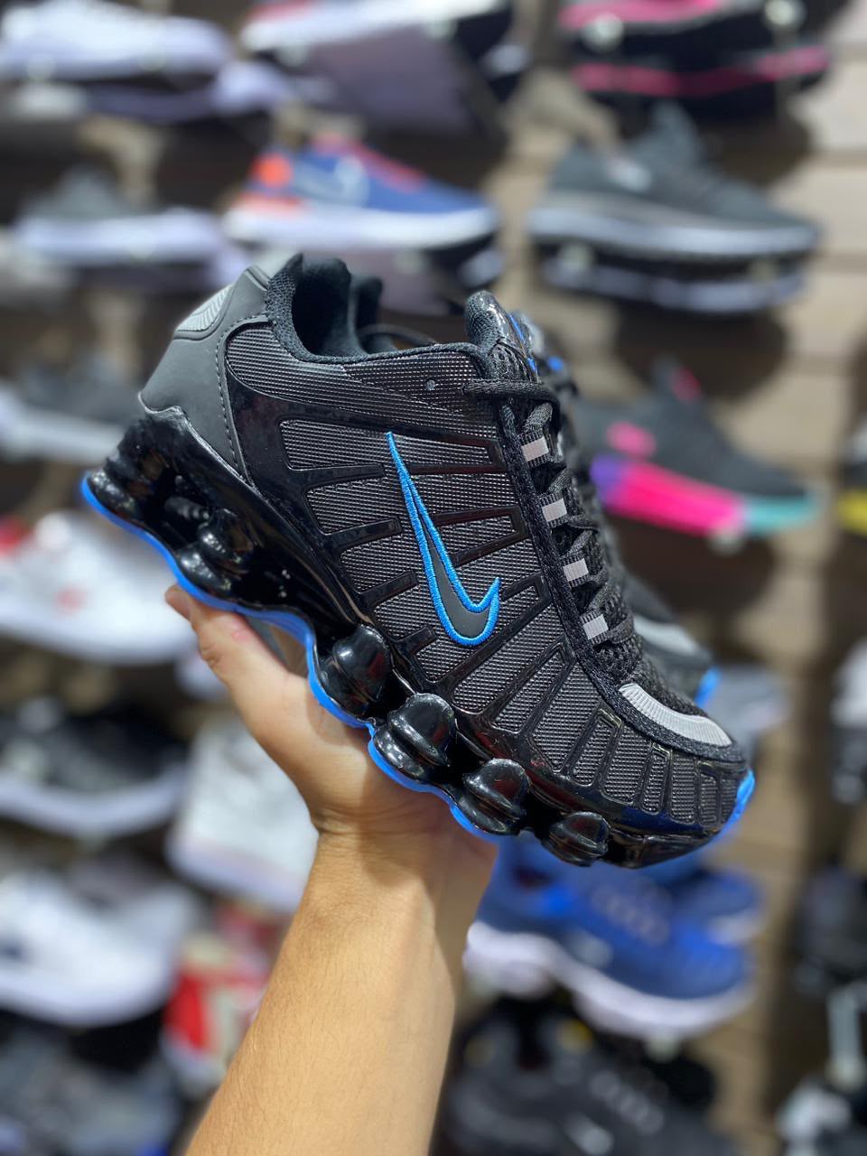 Tênis Nike 12 Molas Refletivo - Imagem 4