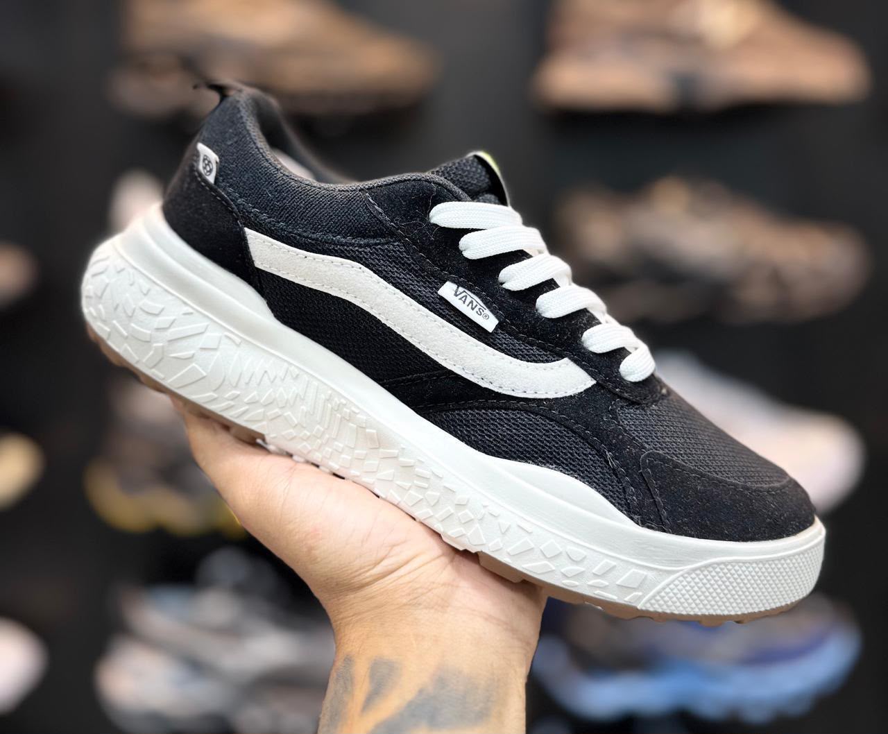 Tênis Vans Ultra Ranger Vr3
