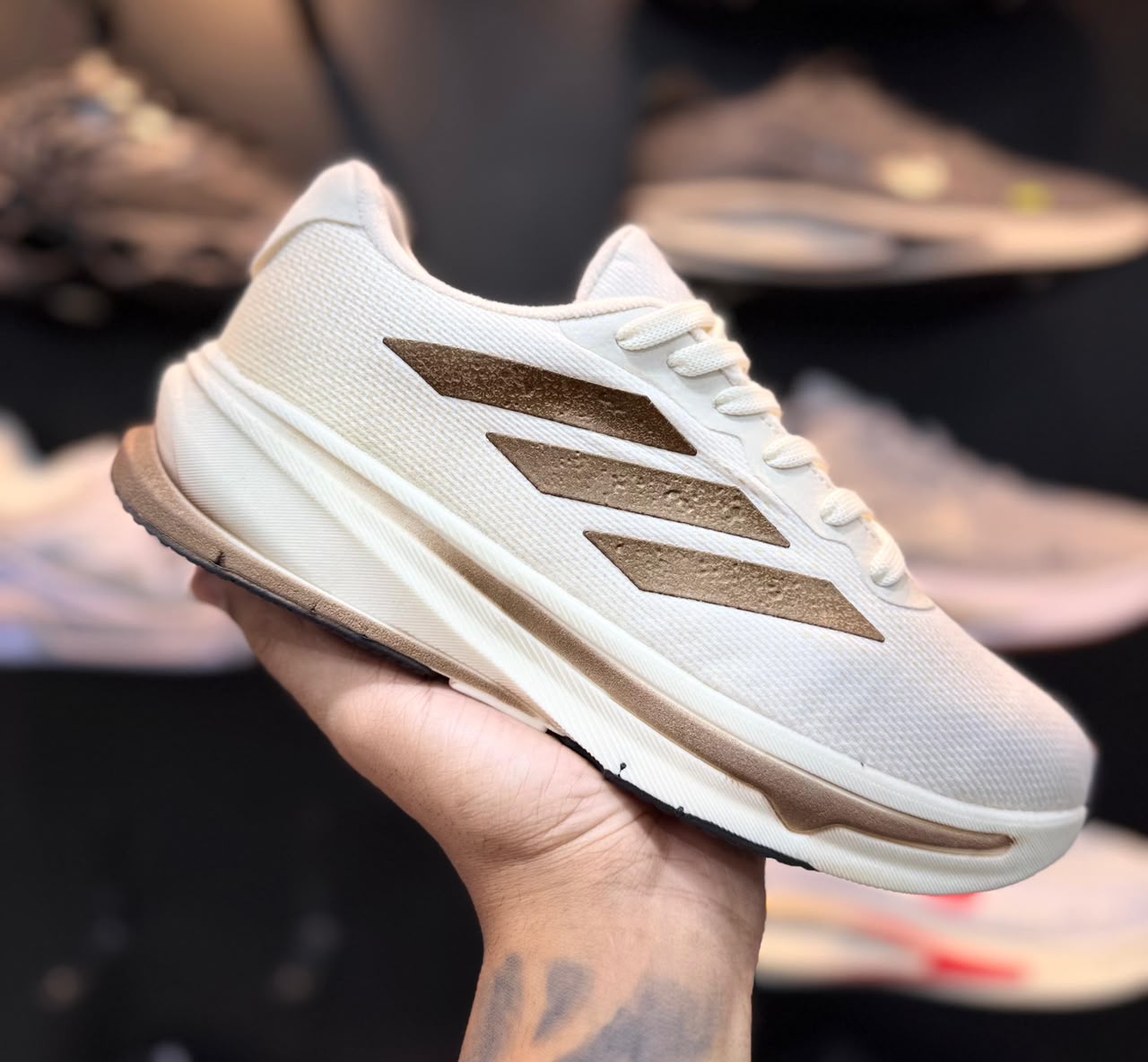 Tênis Adidas SuperNova - Imagem 3