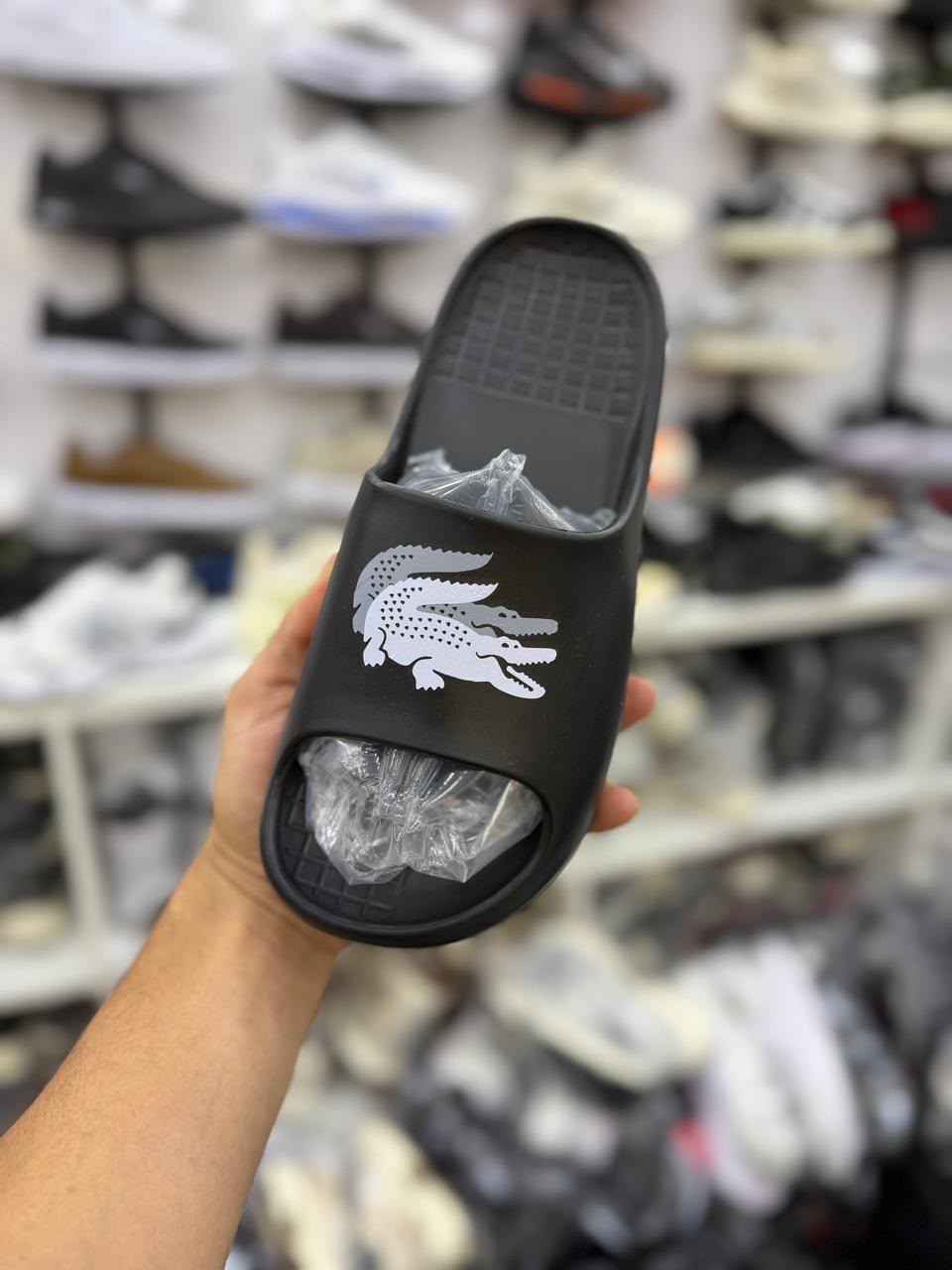 Chinelo Slide Lacoste