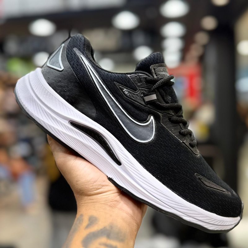 Tênis Nike Fit Run