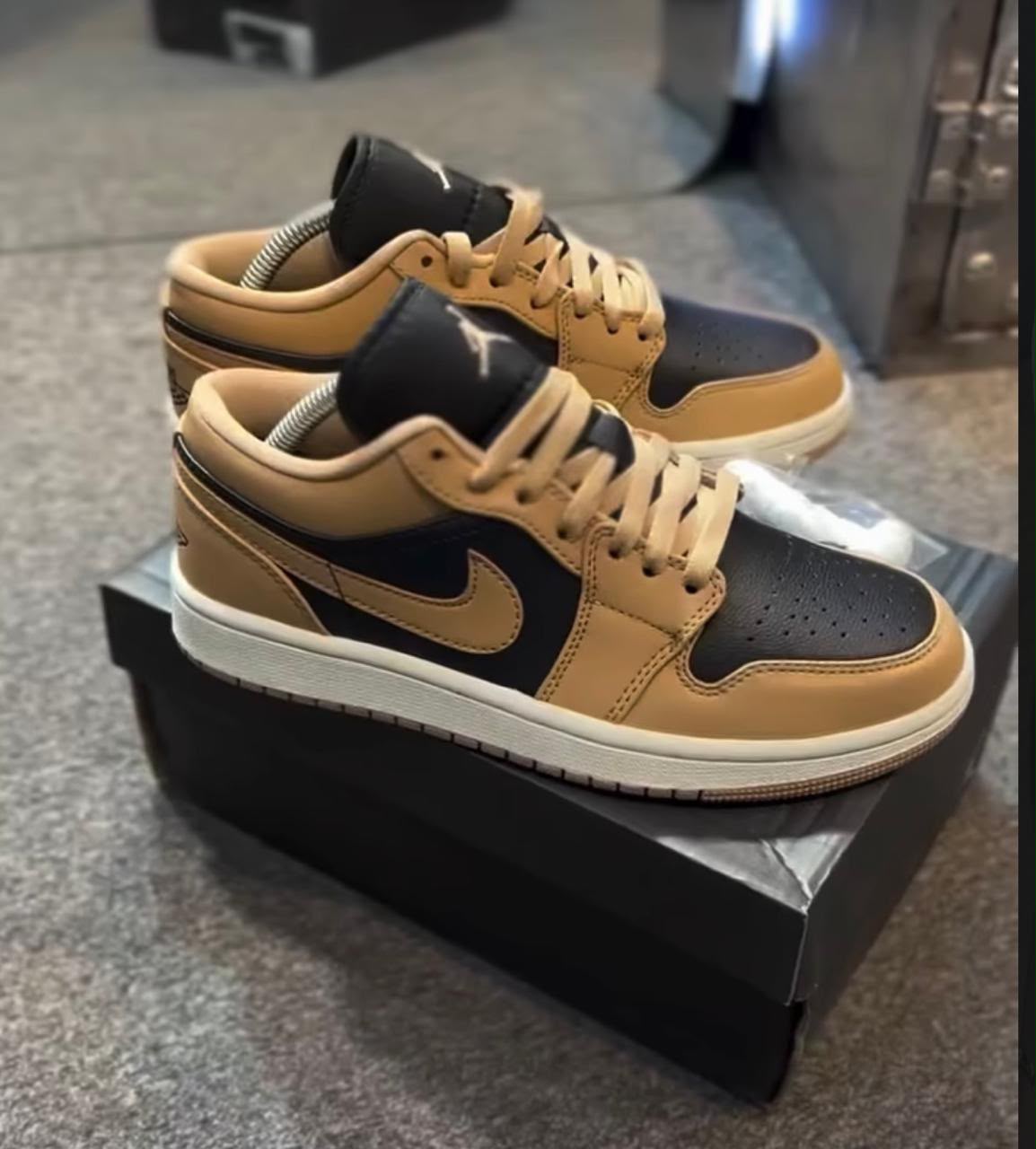 Tênis Nike Jordan Low Premium